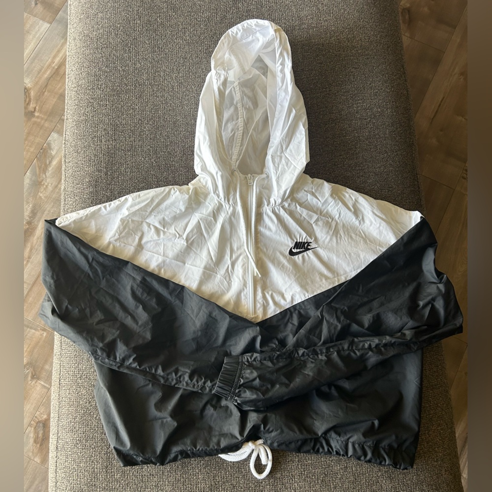 Nike White Windbreaker Jacket